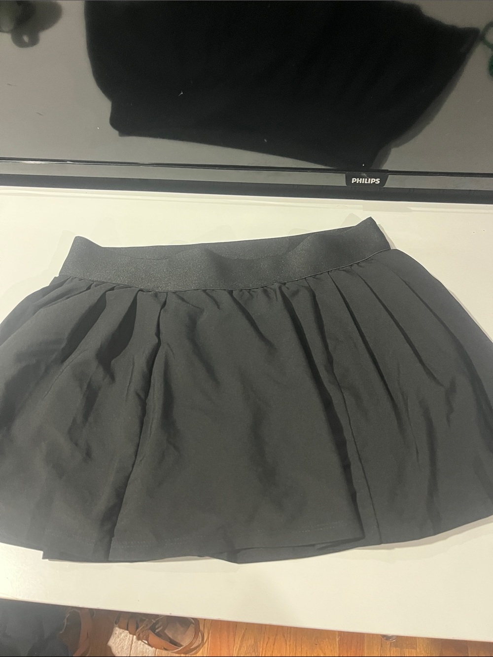 HEAD- Black Pleated Circle Skort